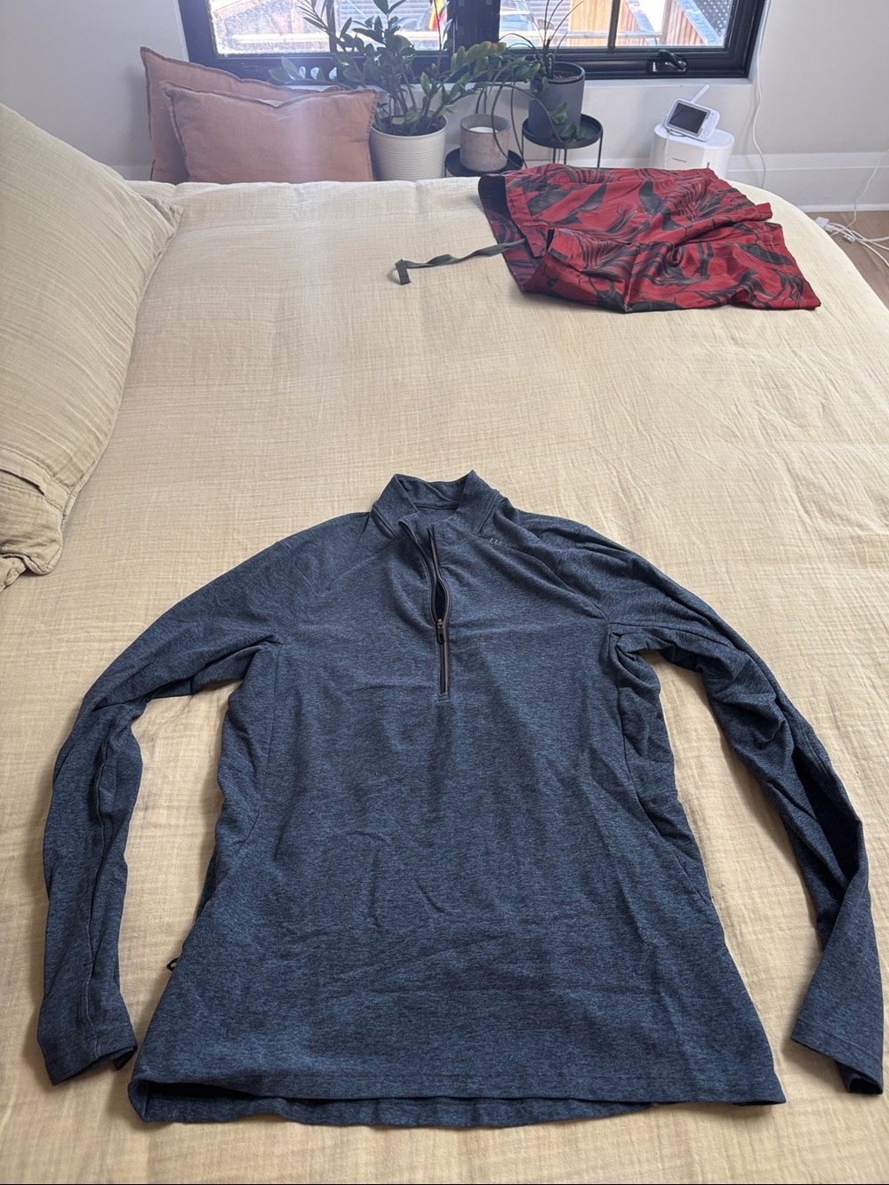 lululemon athletica Men's Heather Navy Half-Zip Pullover